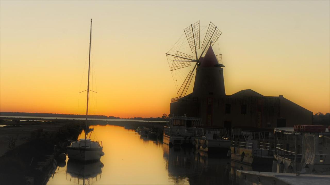 Relais Lo Stagnone Hotel Marsala Exterior photo